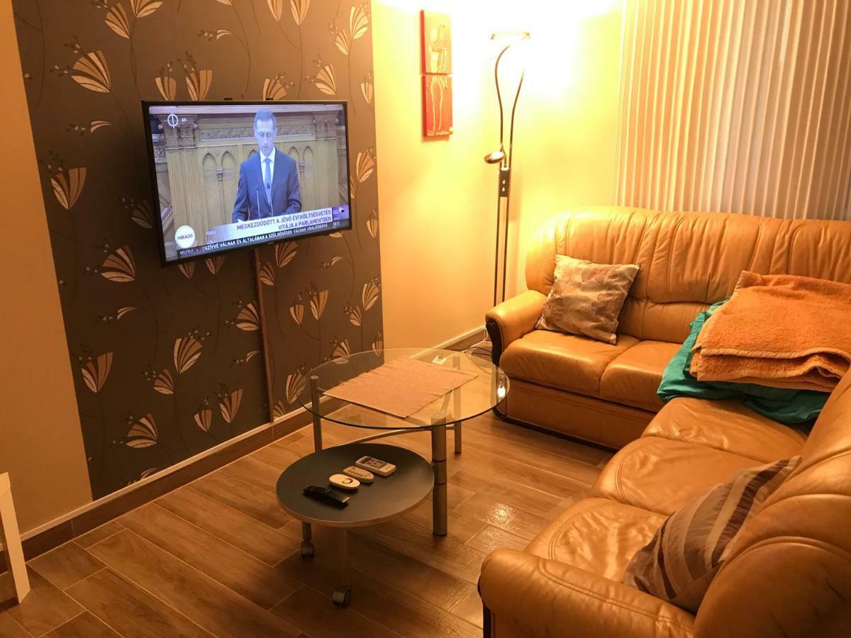 Tommy Apartman 2.0 Hajdúszoboszló Εξωτερικό φωτογραφία