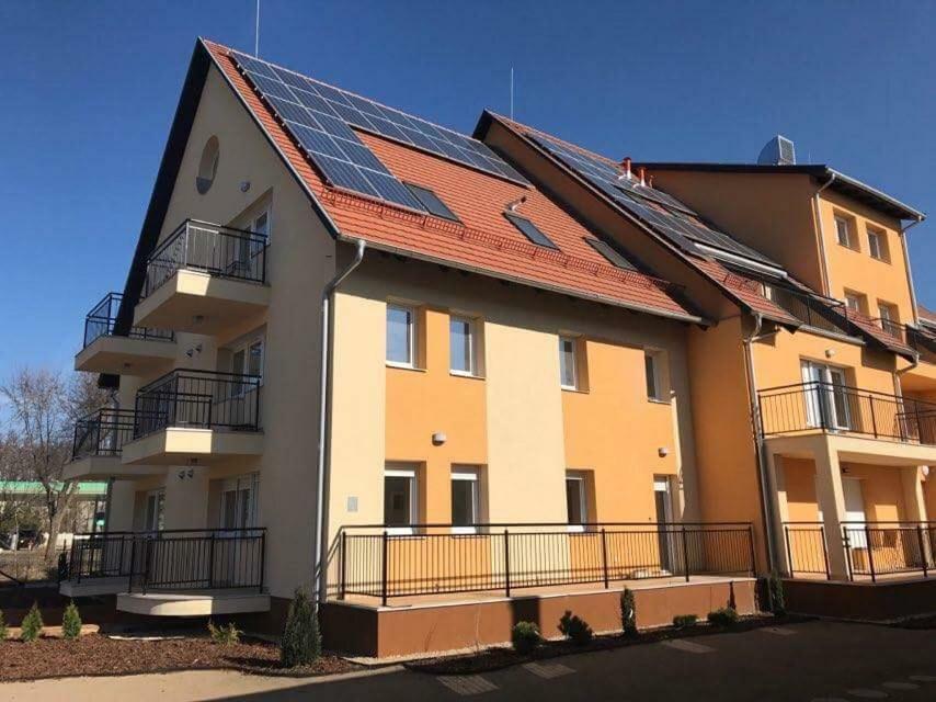 Tommy Apartman 2.0 Hajdúszoboszló Εξωτερικό φωτογραφία