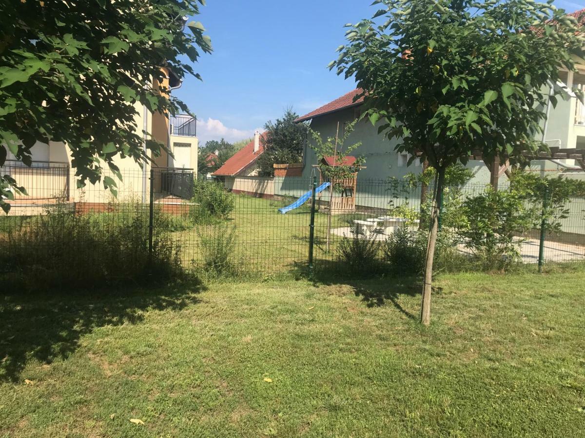 Tommy Apartman 2.0 Hajdúszoboszló Εξωτερικό φωτογραφία